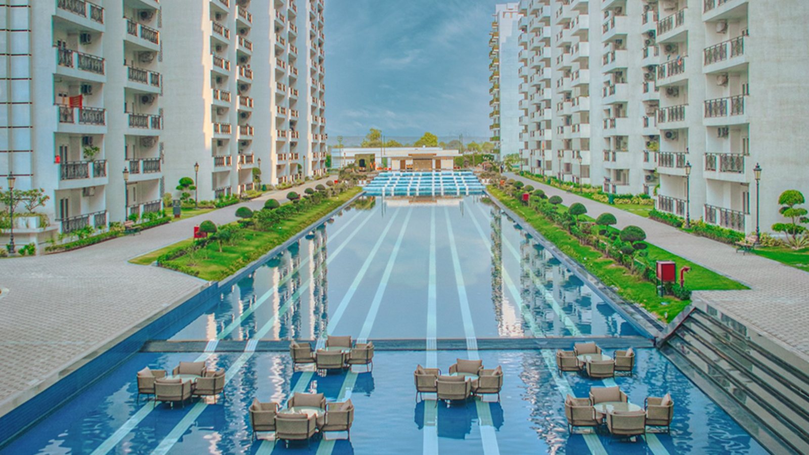 Central Park Aqua Front Towers photo 1
