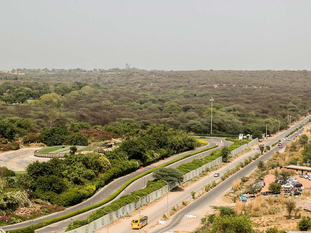 DLF Belaire photo 3