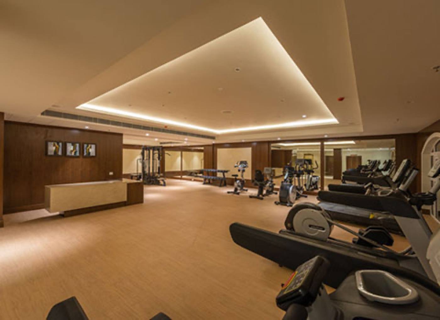 DLF Regal Gardens