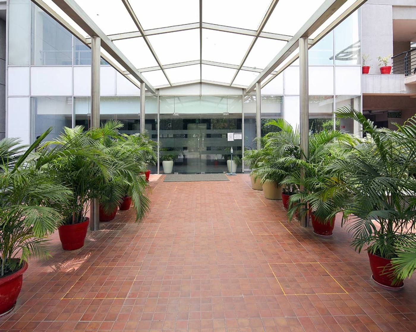 DLF Star Tower