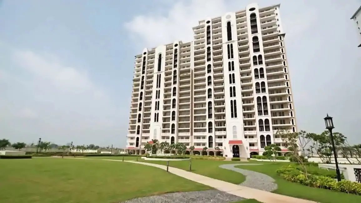 DLF New Town Heights, Sector 90, Gurgaon