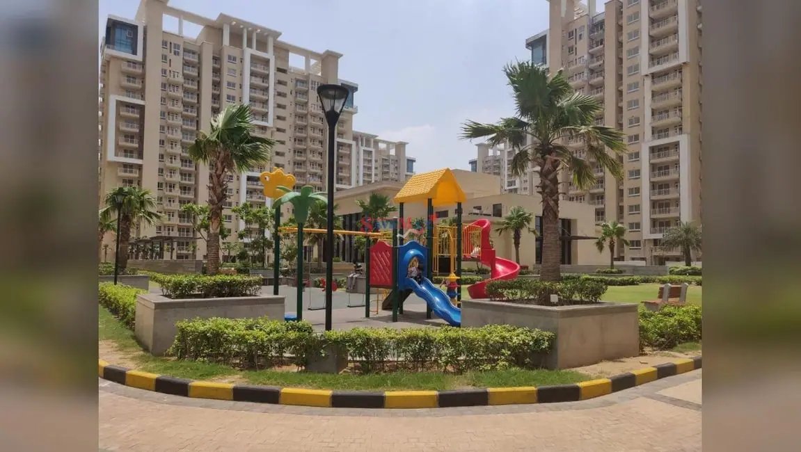 Emaar Palm Gardens photo 3