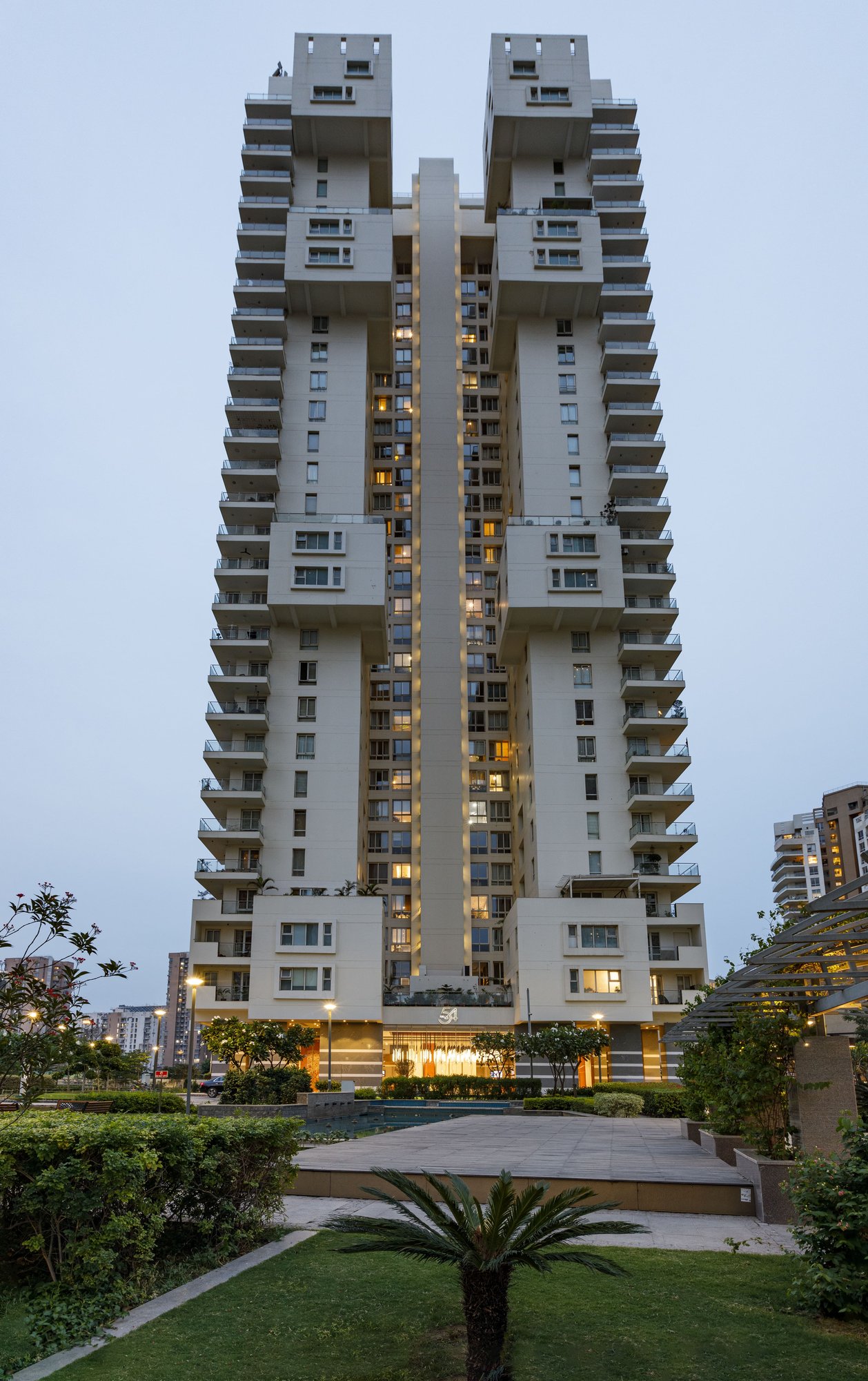 Pioneer Araya photo 3