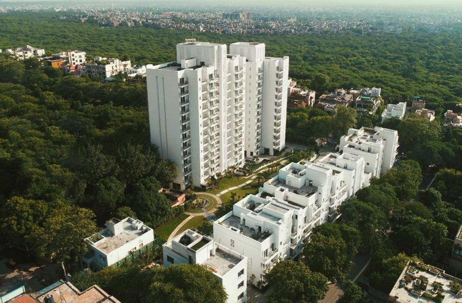 DLF King's Court image 1
