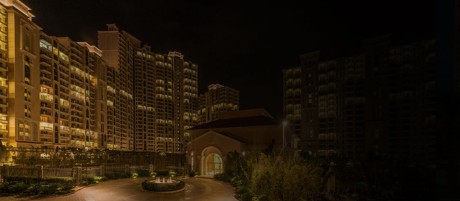 DLF Regal Gardens