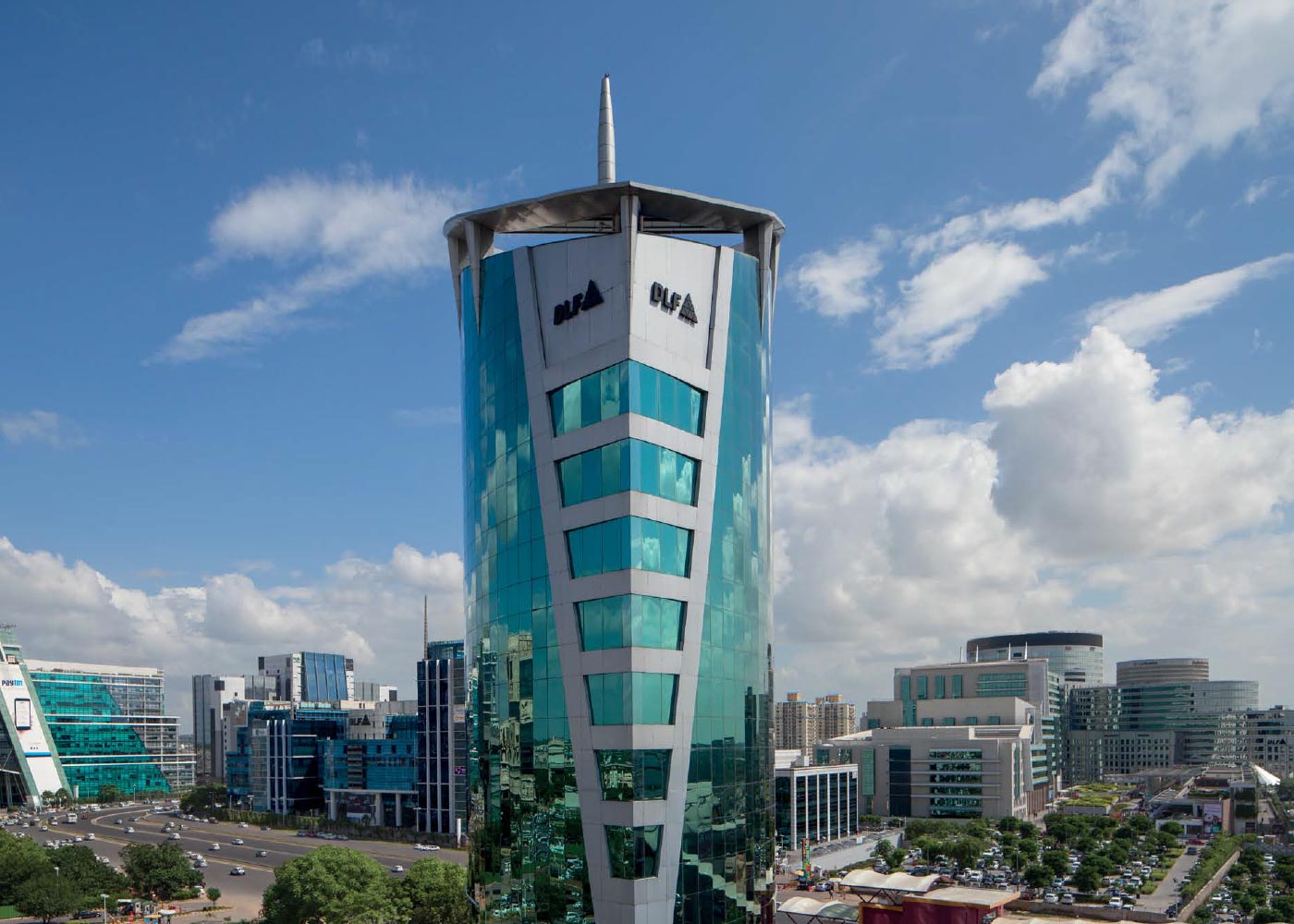 DLF Club Arcade brochure